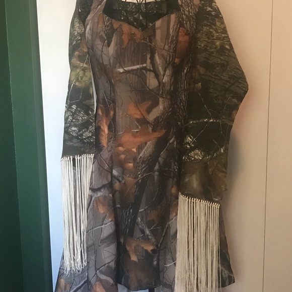 Custom camo halter dress size 14 - Picture 5 of 5